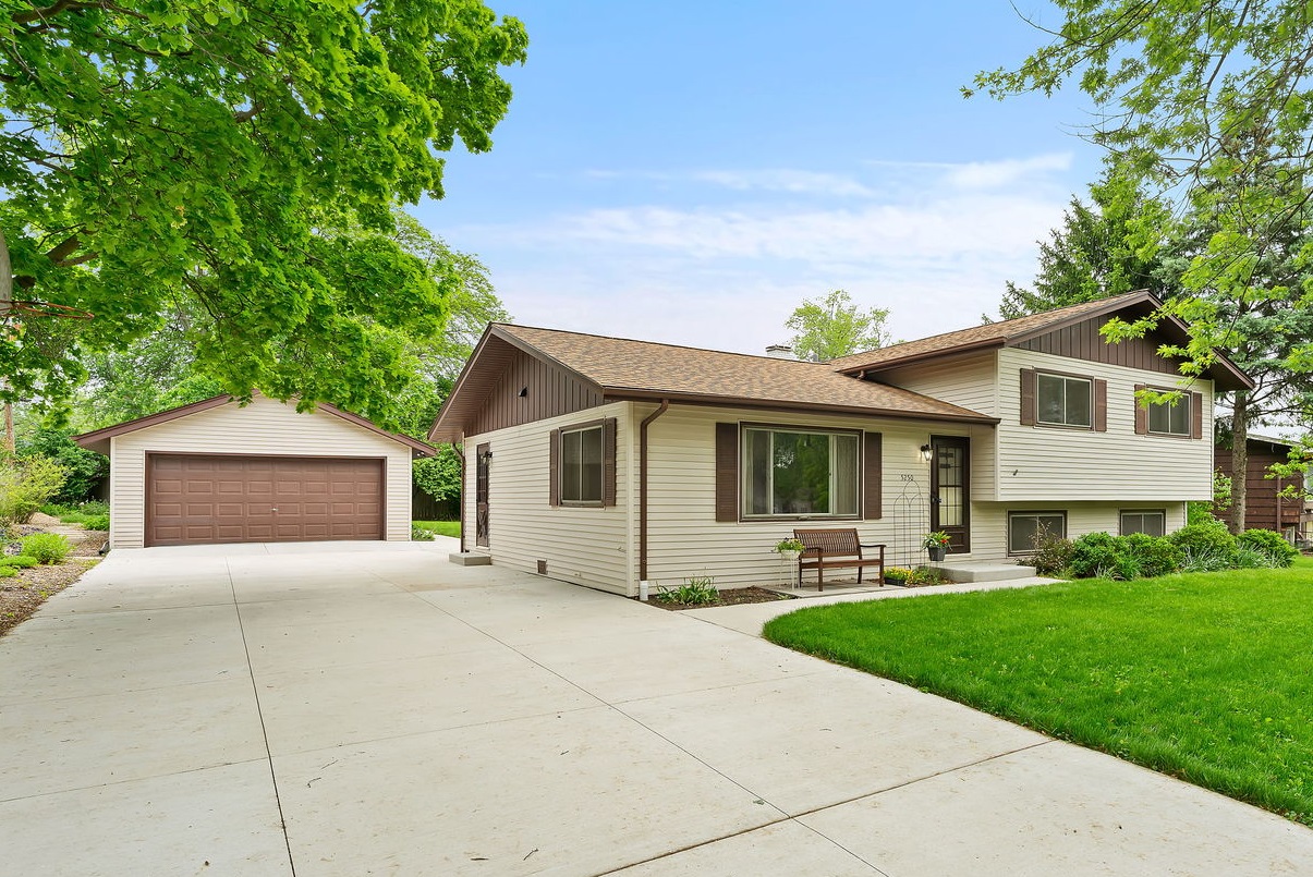 Steve Hasselbeck, Realtor. Lisle, IL